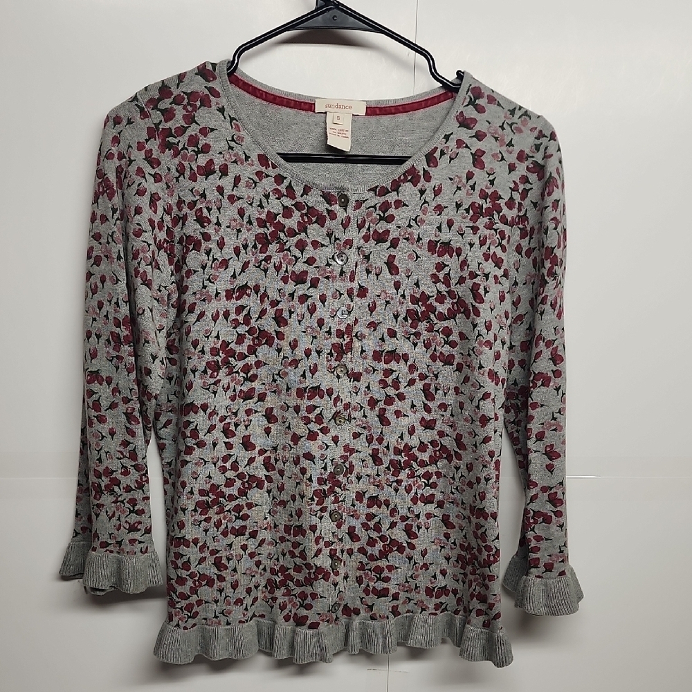 Sundance Gray & Shades Of Pinks Rose Buds Patterned Long Sleeve Soft Sweater Top